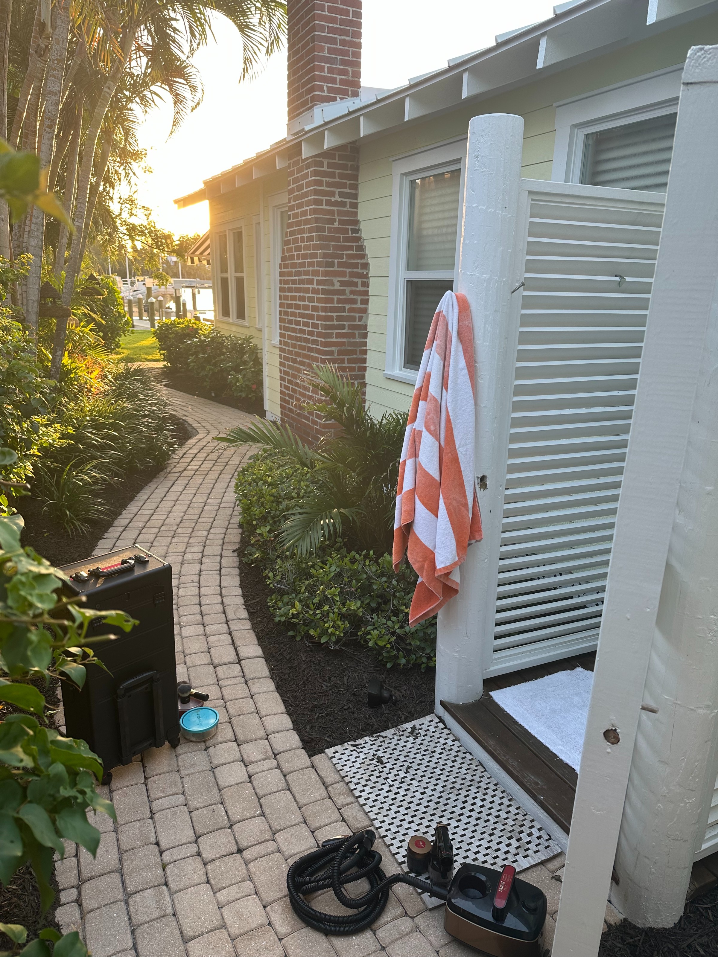 mobile spray tan st pete — The Bronze Lily, St. Petersburg, FL
